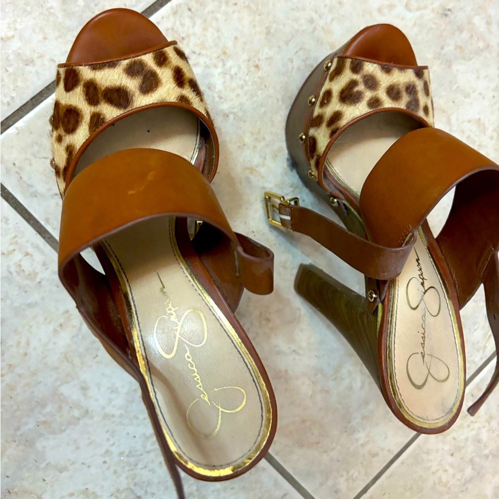 Jessica Simpson heels